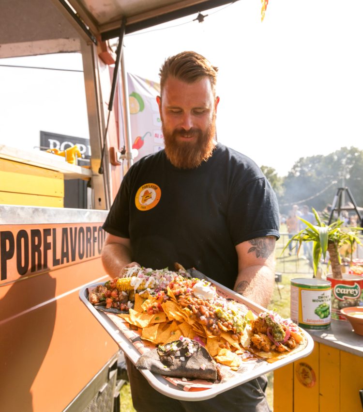 Op de foto zie je hapjes die zijn gemaakt door PorFlavor Food. Deze hapjes worden ook gemaakt voor een catering nieuwjaarsborrel.